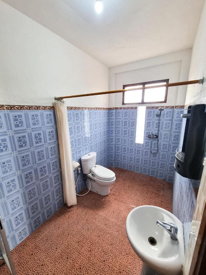 Lembongan Made Inn Нуса Лембонган Екстериор снимка